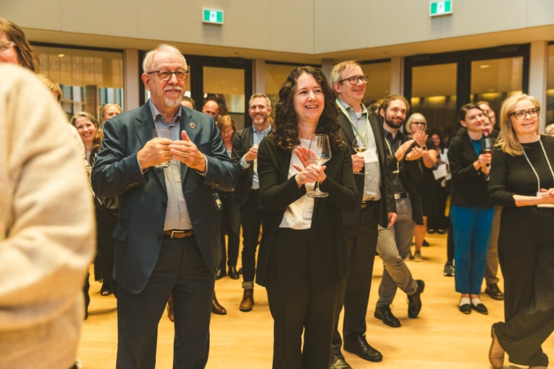 CRKN staff at the 25th Anniversary / Les personnels du RCDR lors du 25e anniversaire